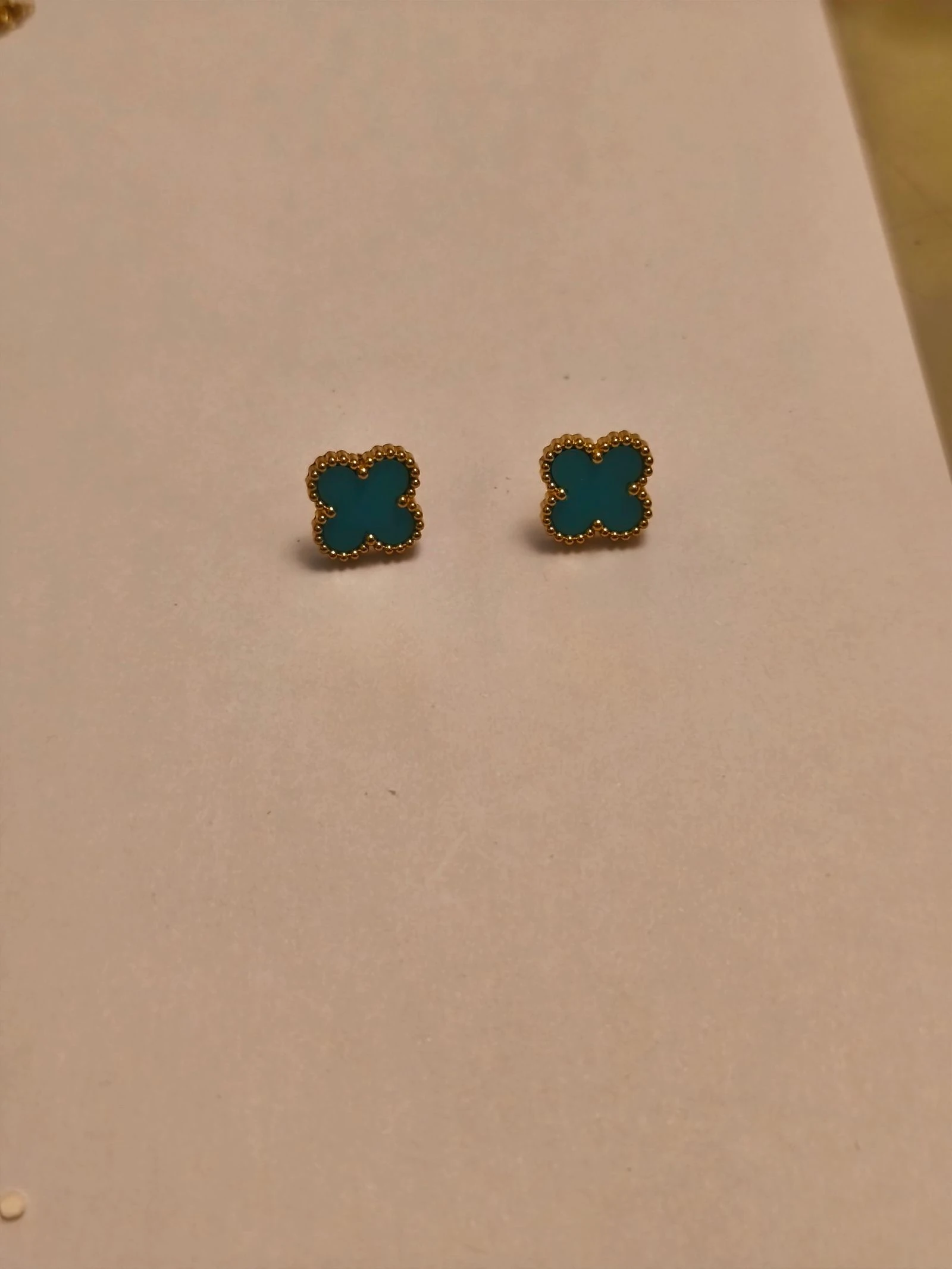 Conjunto de gargantilha pulseira e brincos de trevo cor turquesa – photo 13